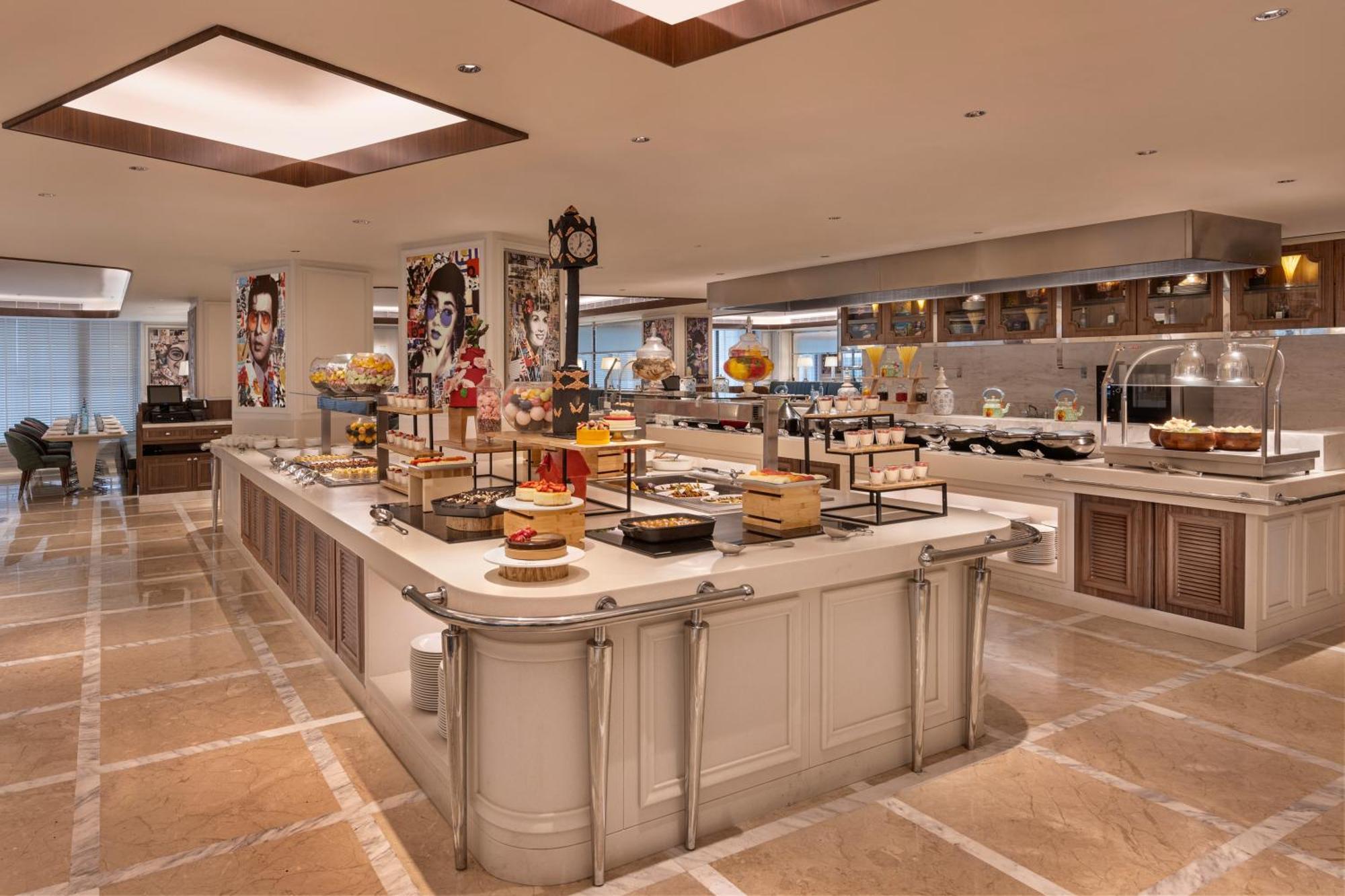 Aurika, International Airport - Luxury By Lemon Tree 5*