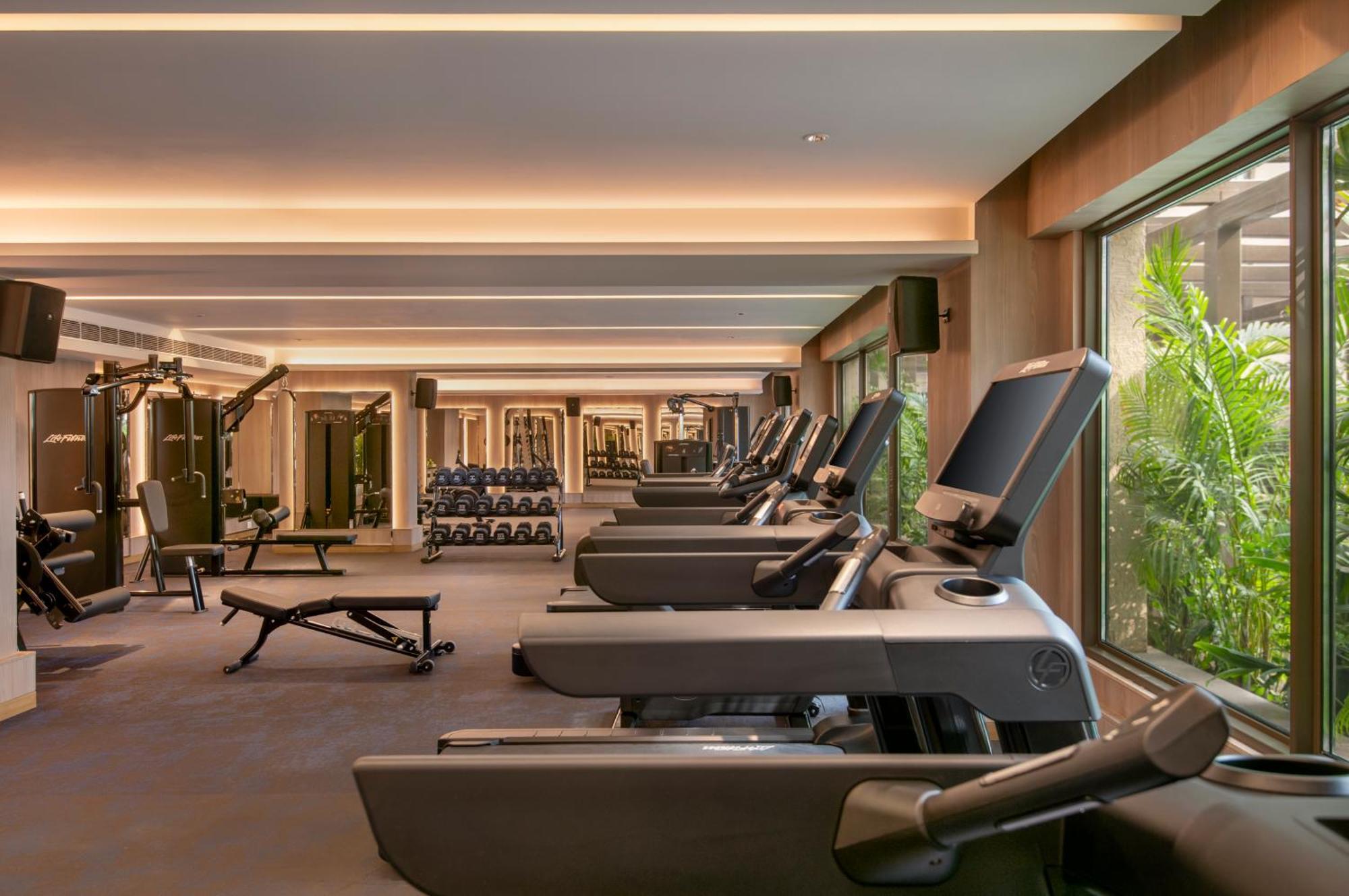 Hotel Aurika, International Airport - Luxury By Lemon Tree Mumbai