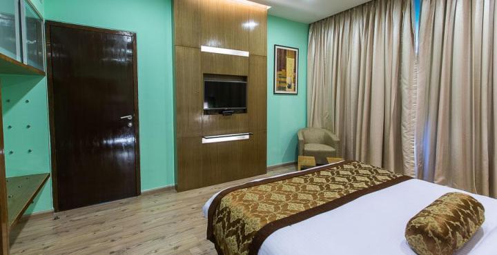 Hotel Ramada Powai & Convention Centre 5*