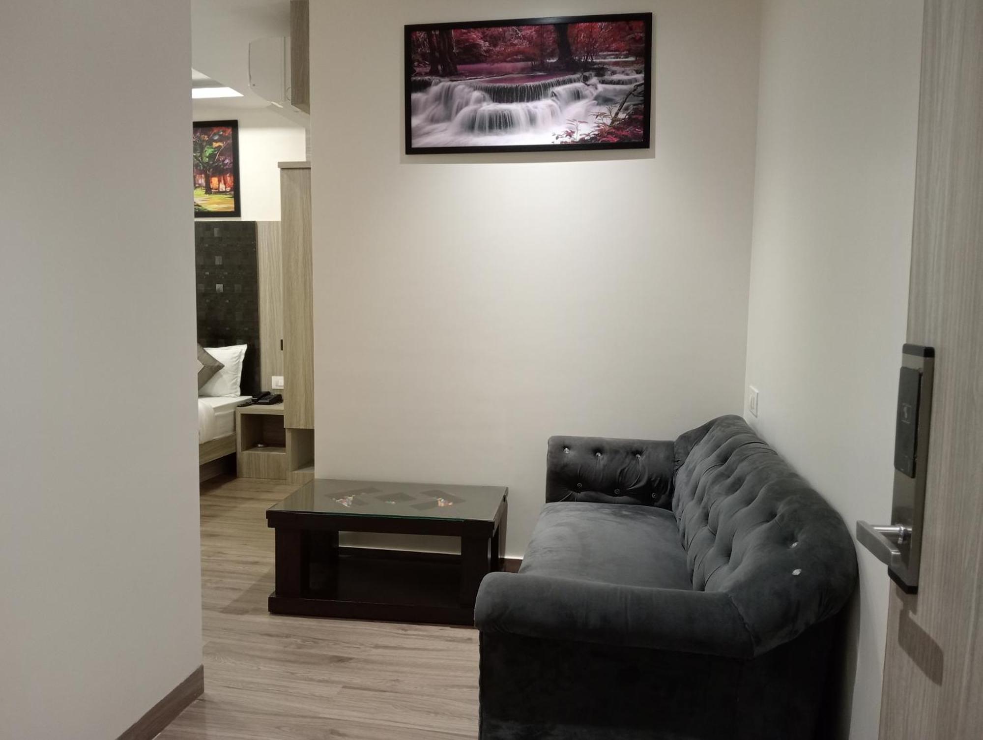 Arts International 3*