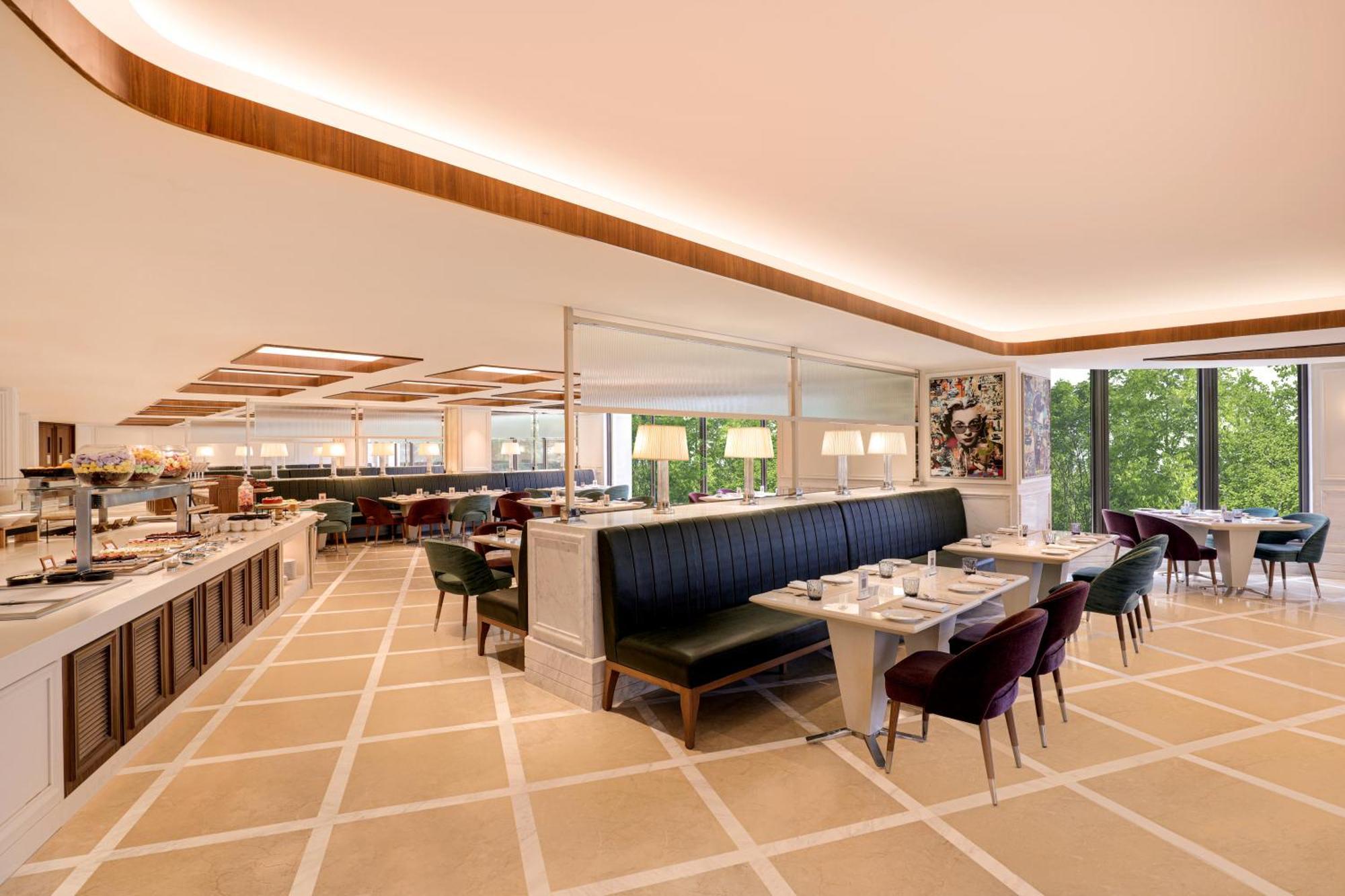 Aurika, International Airport - Luxury By Lemon Tree 5* Mumbai