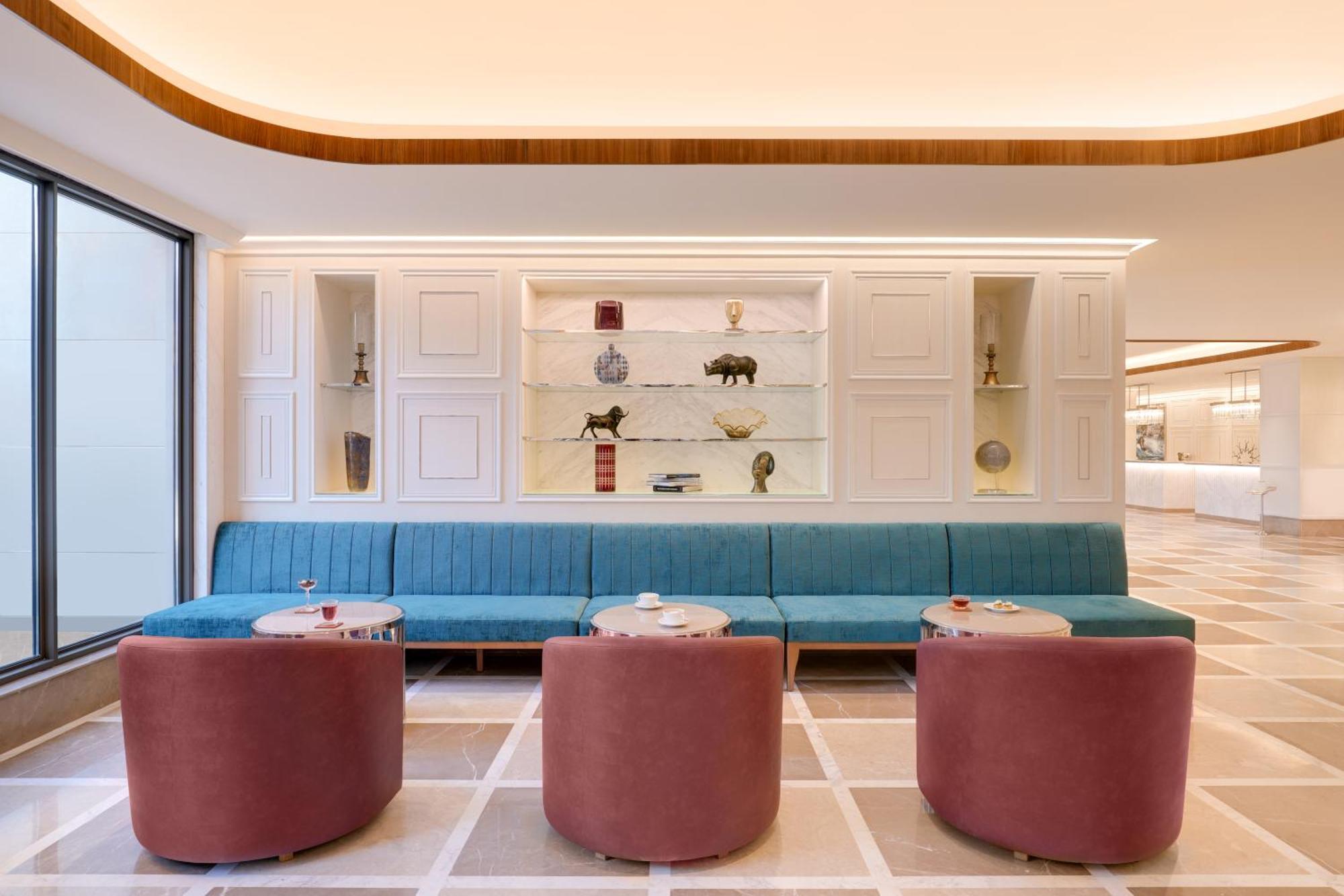 Hotel Aurika, International Airport - Luxury By Lemon Tree 5*