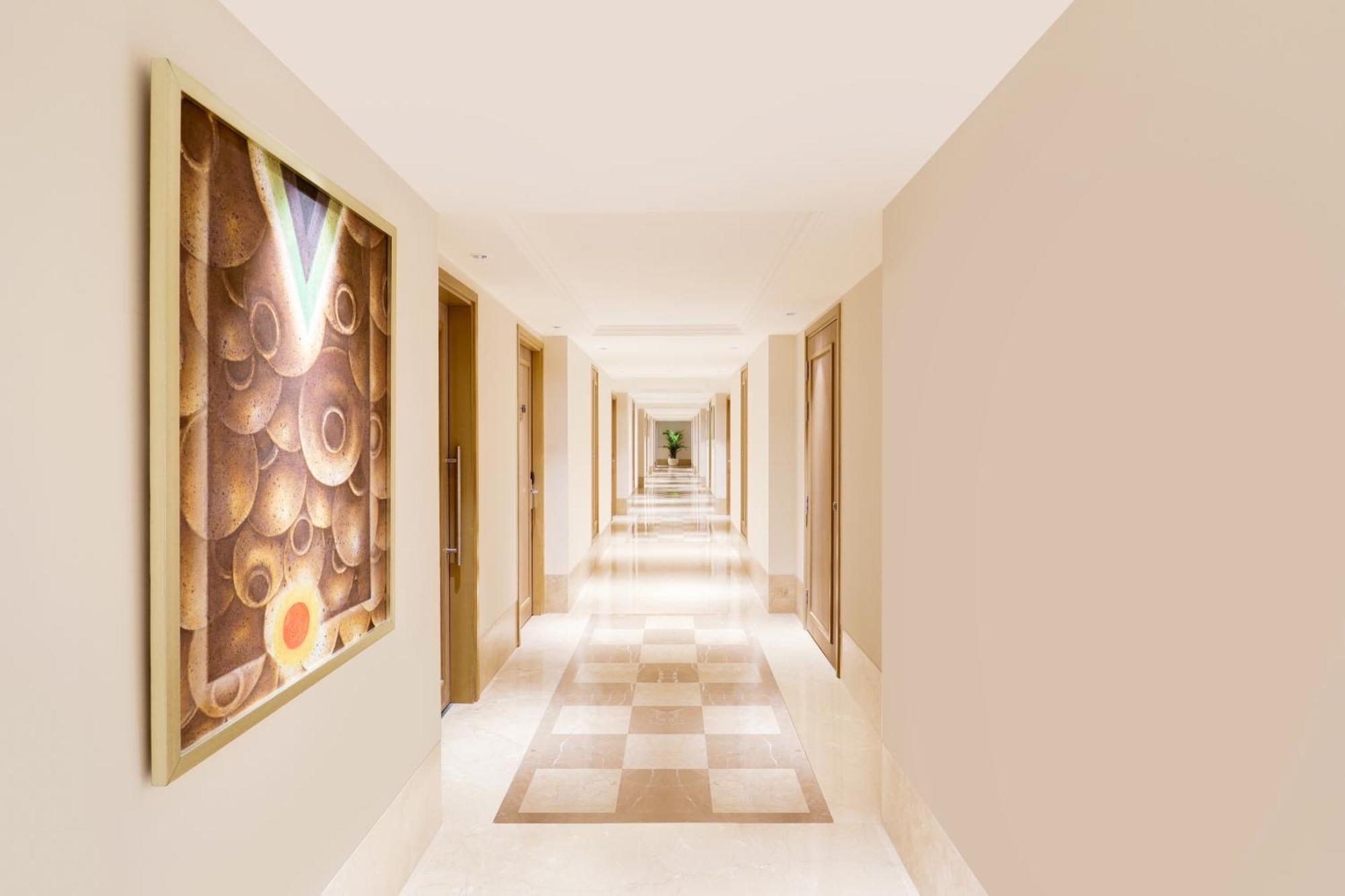 Aurika, International Airport - Luxury By Lemon Tree Hotel Mumbai