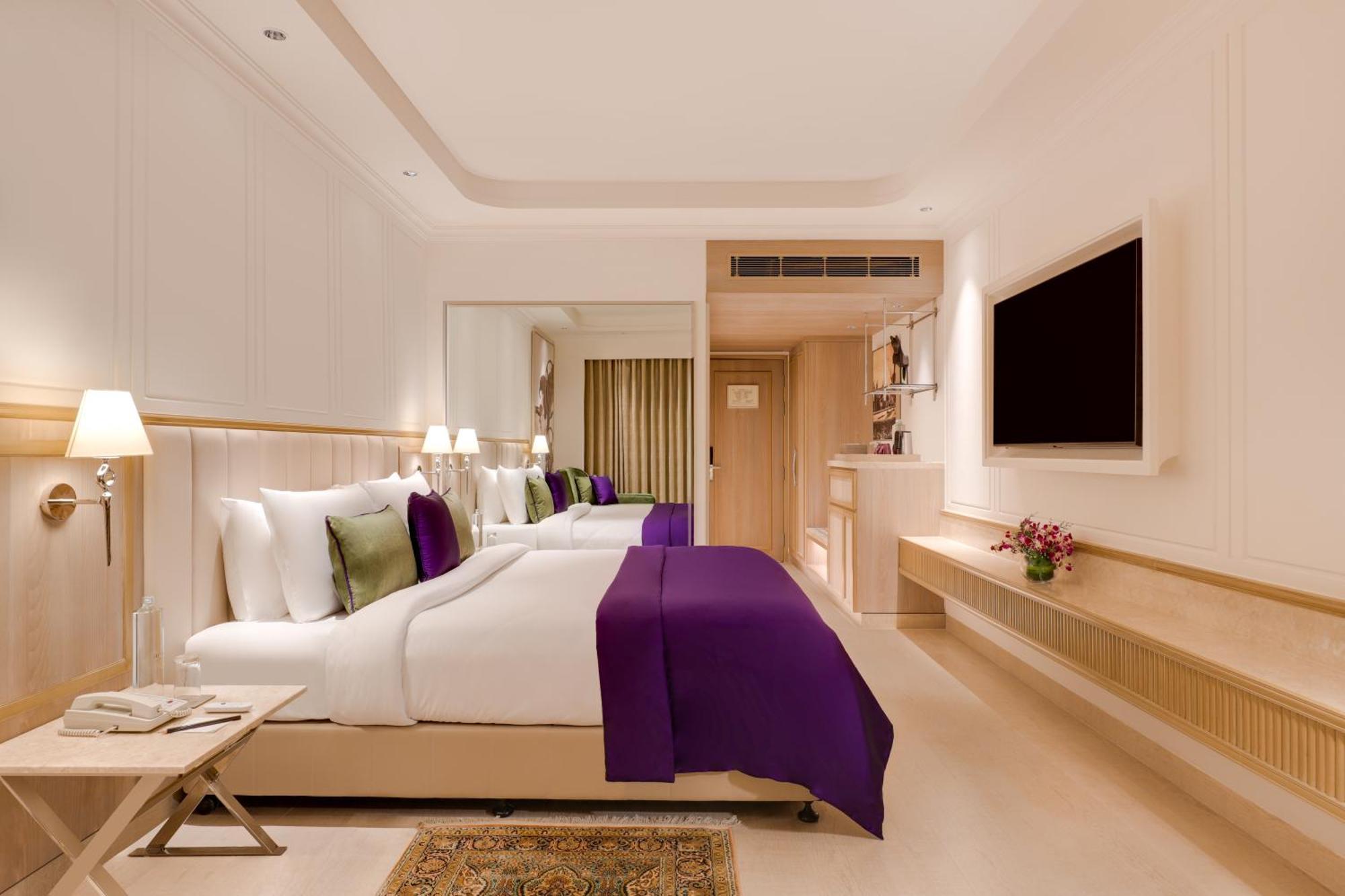 Aurika, International Airport - Luxury By Lemon Tree Hotel