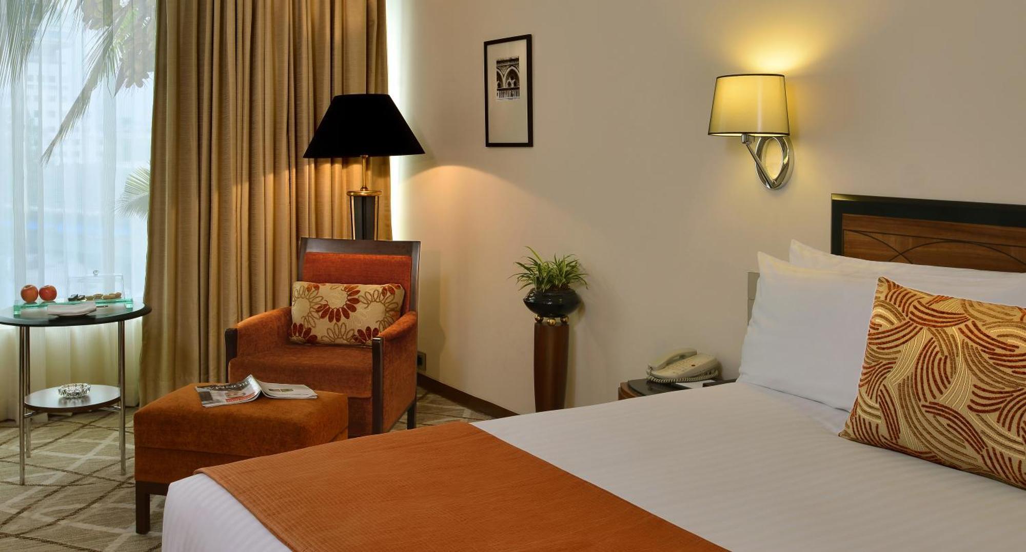 Hotel Marine Plaza 5*