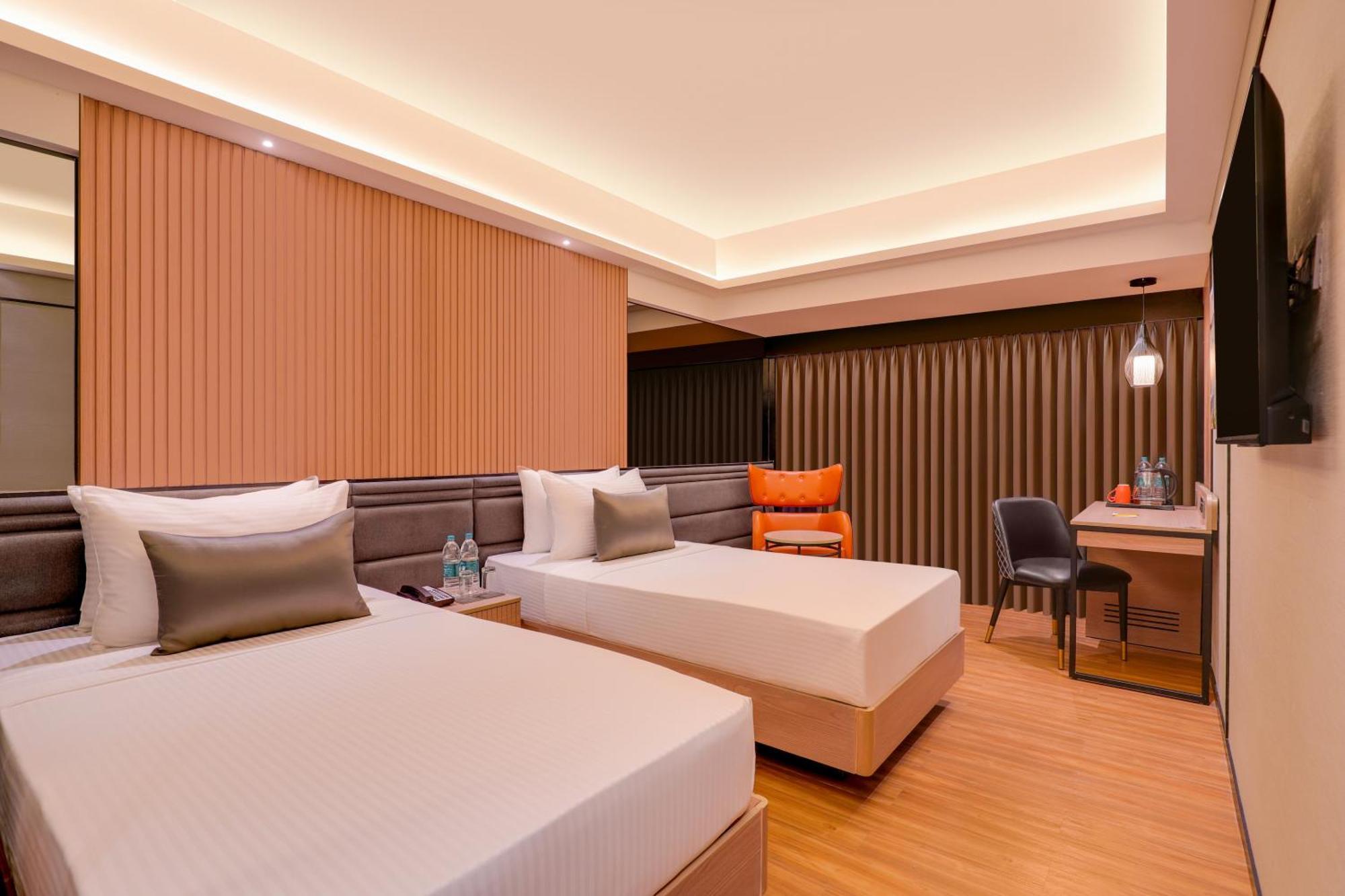 Lemon Tree Premier, Malad,