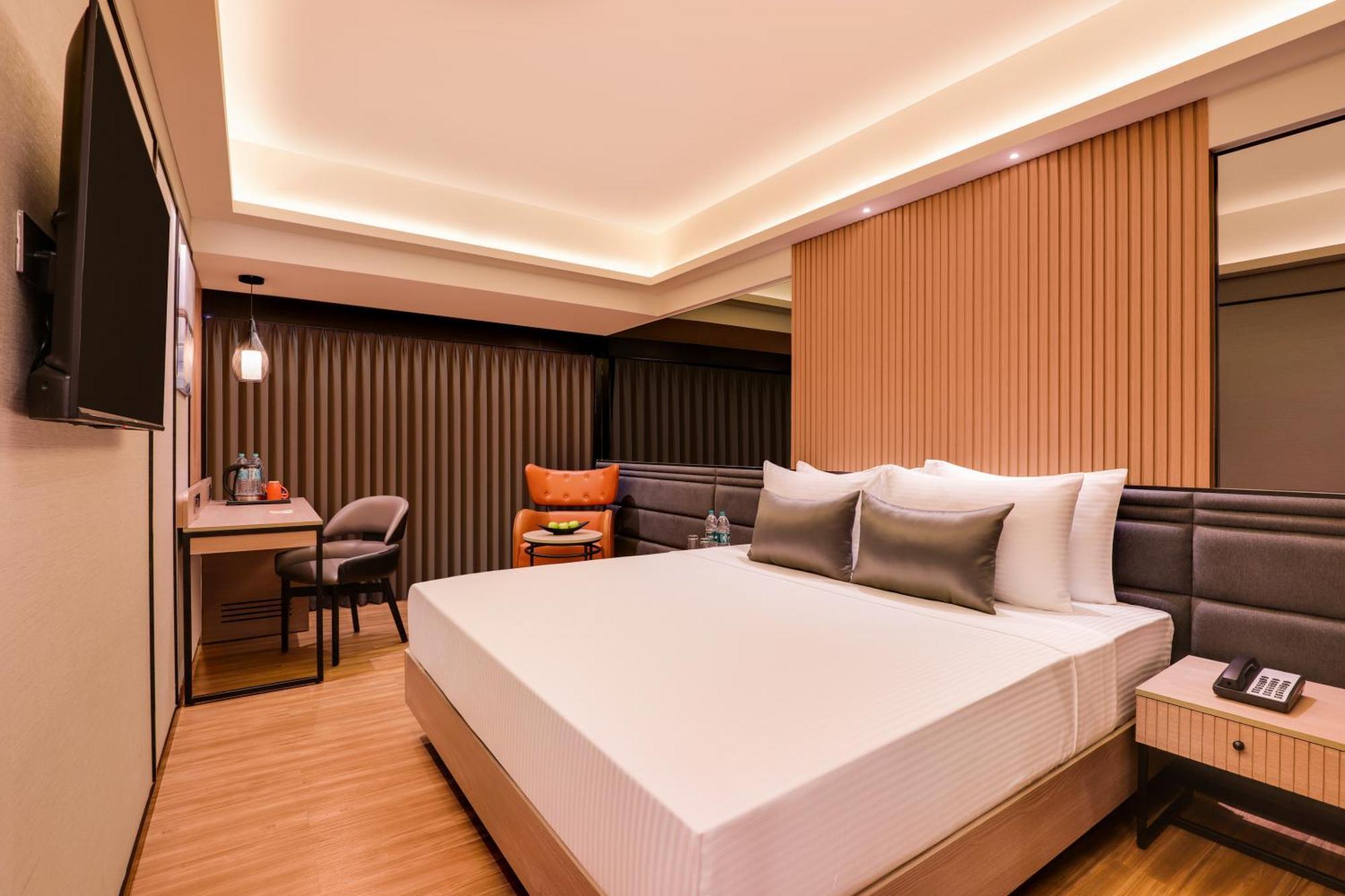 Lemon Tree Premier, Malad, 4* Mumbai