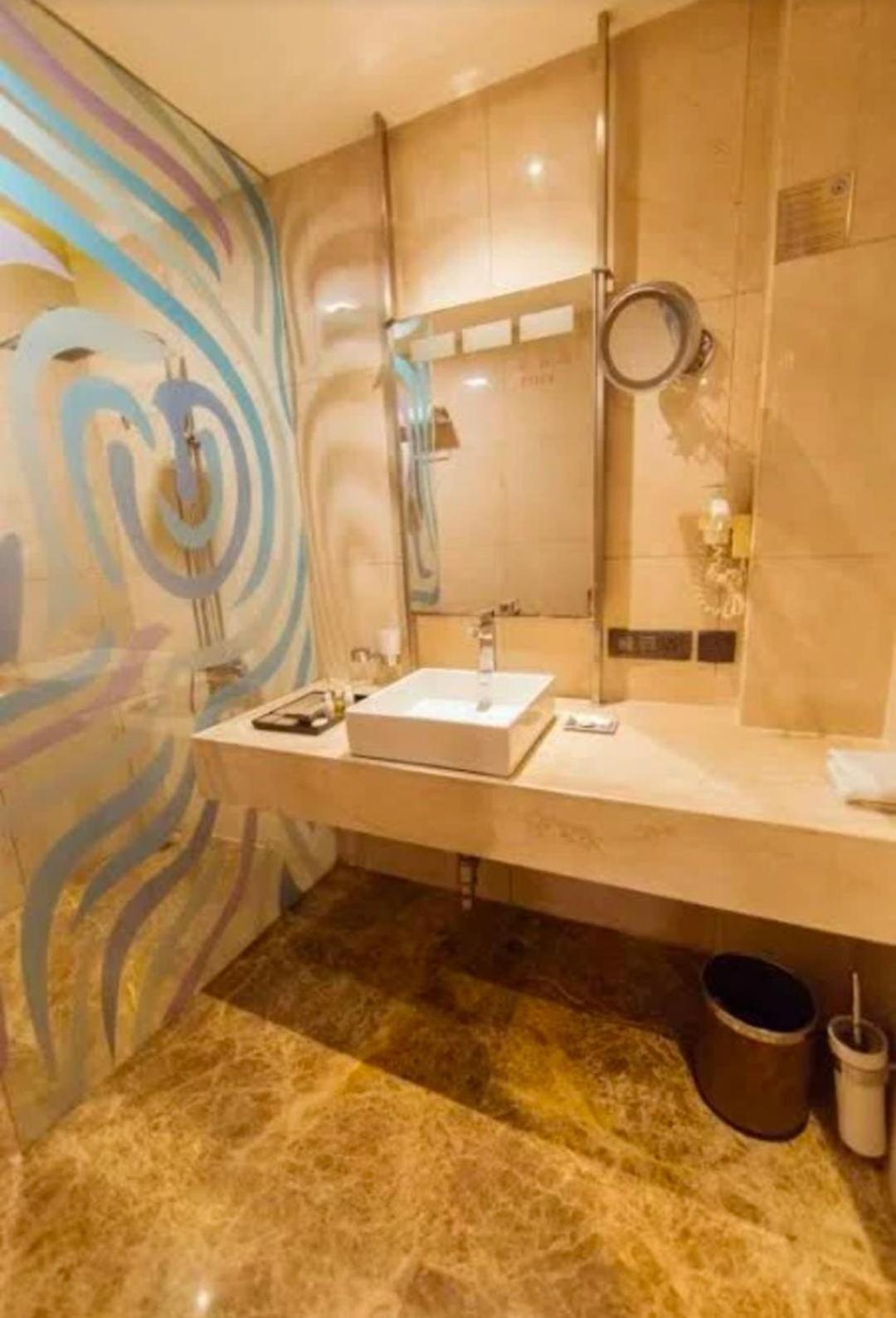 Flagship 83490 Hotel Bently Palace 3*