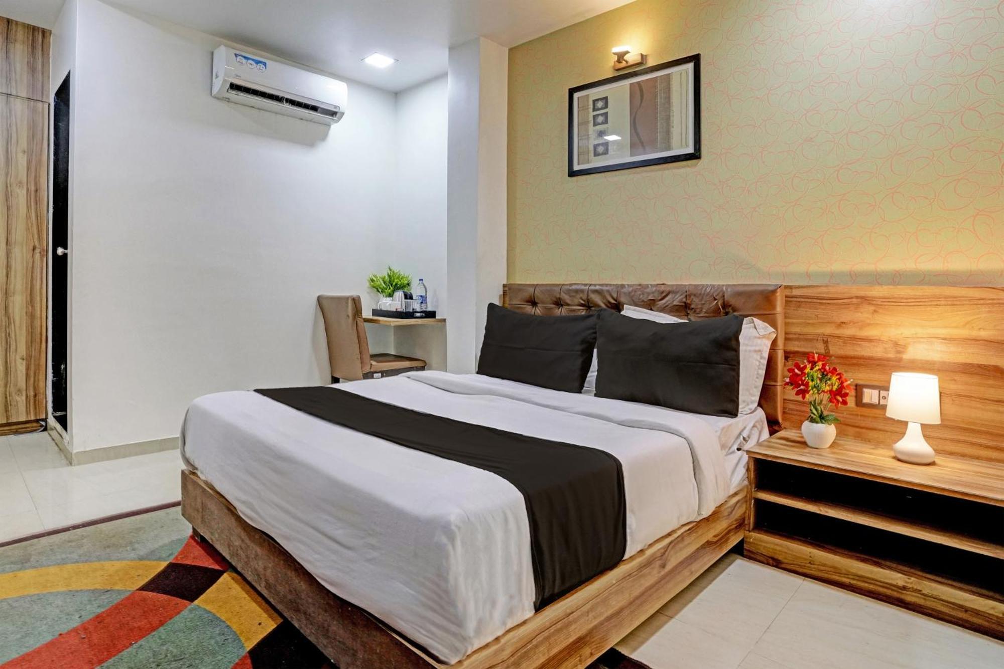 Hotel O Blue Near R Mall 3*