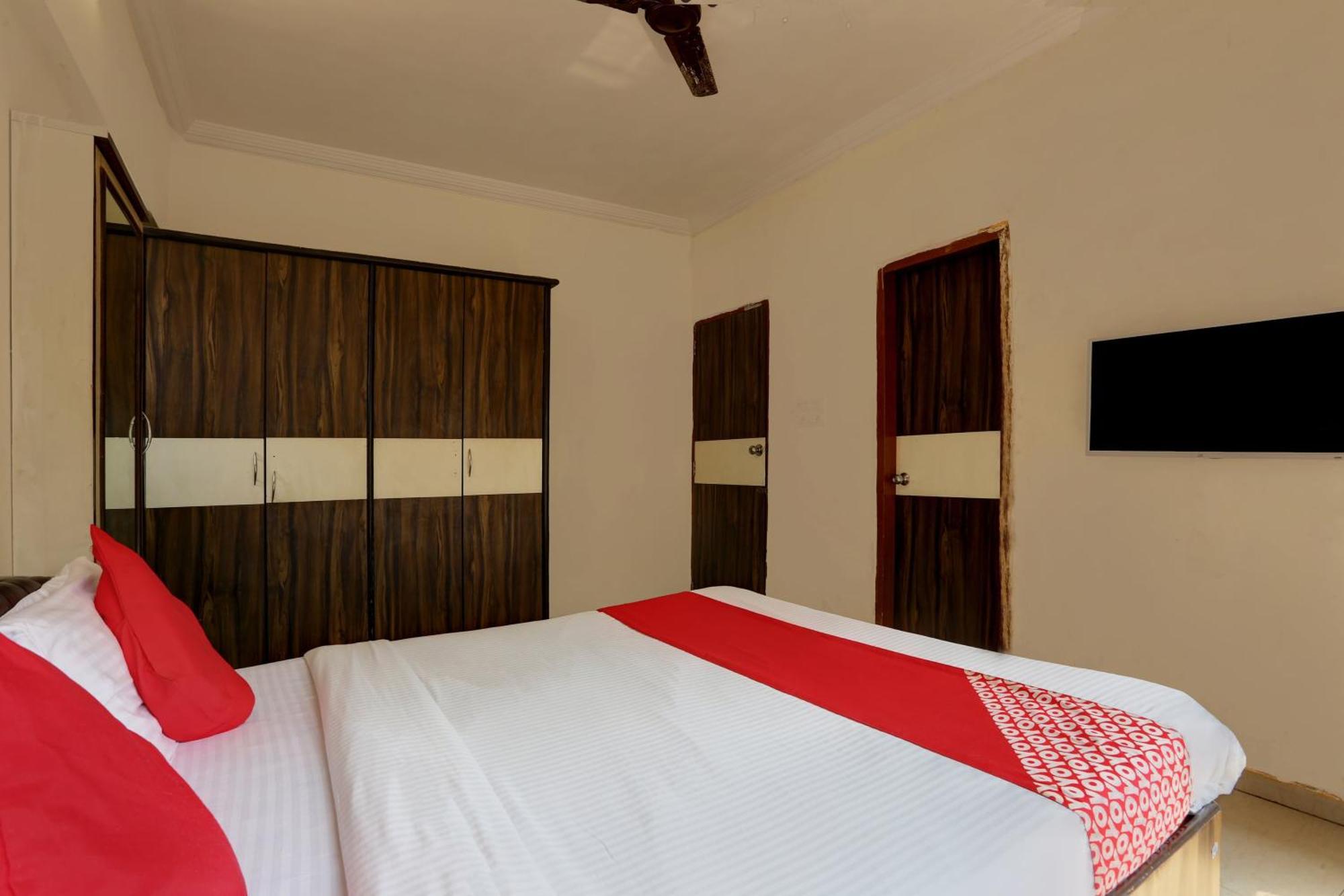 Hotel Super O Lal Sai Residency 4*