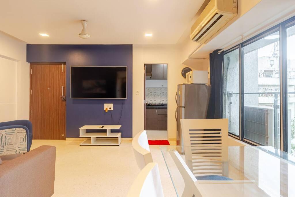 601 Cozy 1bhk In Santacruz *