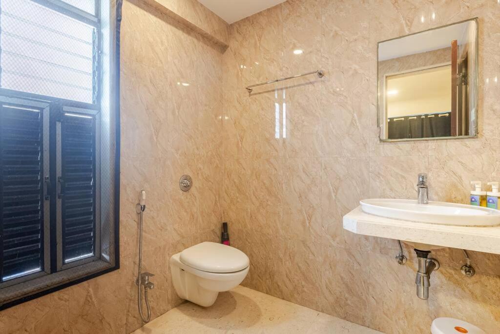 601 Cozy 1bhk In Santacruz Apartment