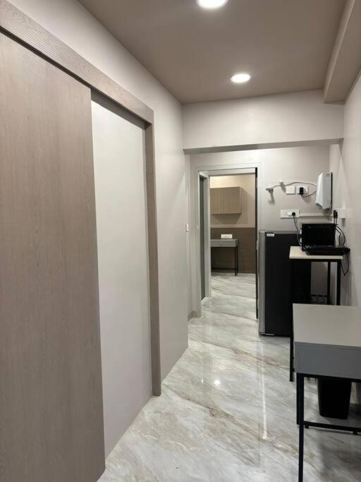 Apartment Downtown 2 Bedroom, Mahalakshmi 2102 *