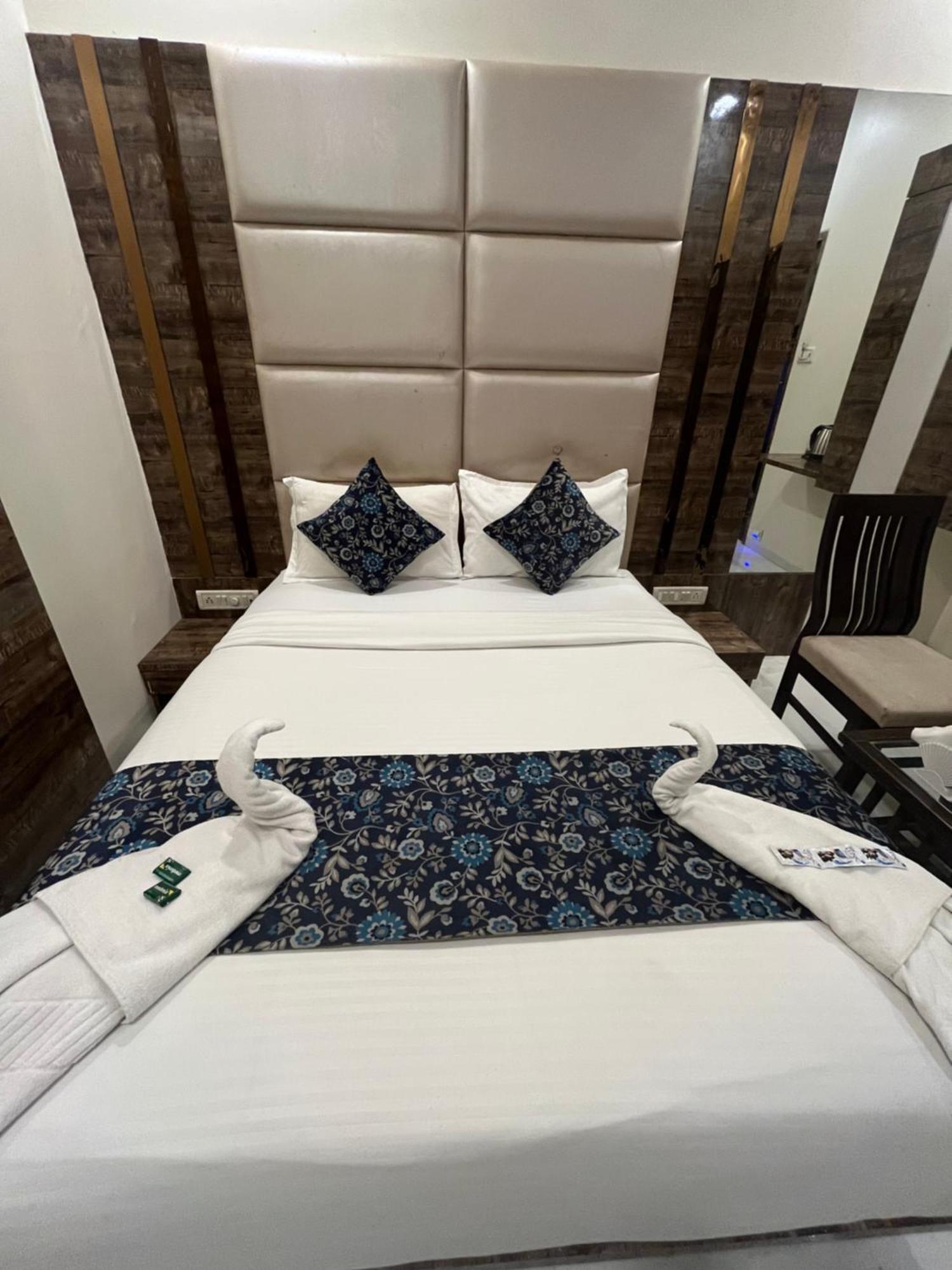Hotel Magnetic Terminal-2 3*