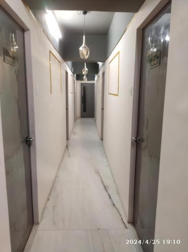 Hotel Vrc Mumbai