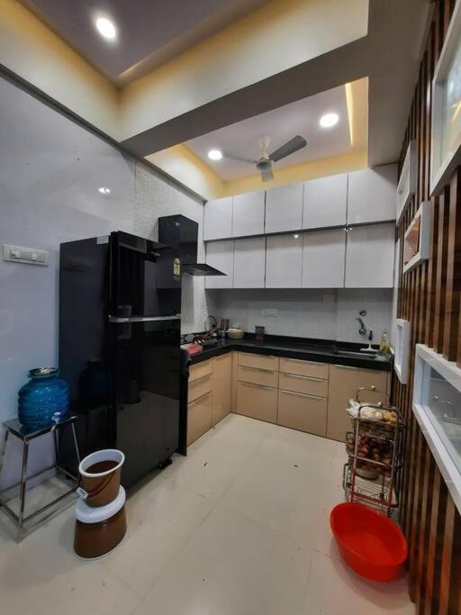 3bhk Parindacasa With Pvt Pool & Uhd Theatre Villa *