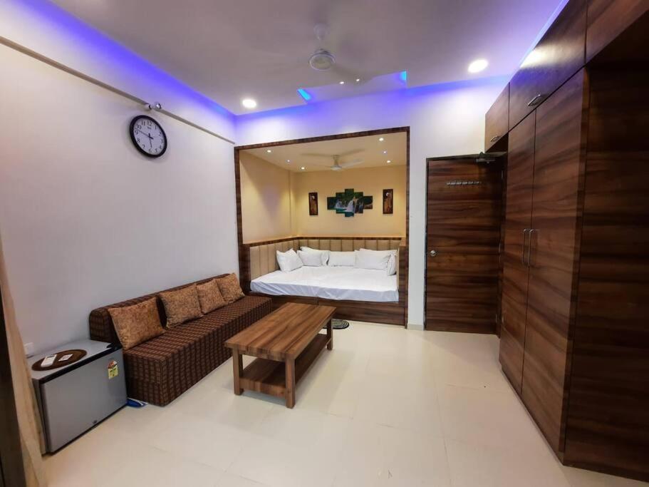 Villa 3bhk Parindacasa With Pvt Pool & Uhd Theatre *