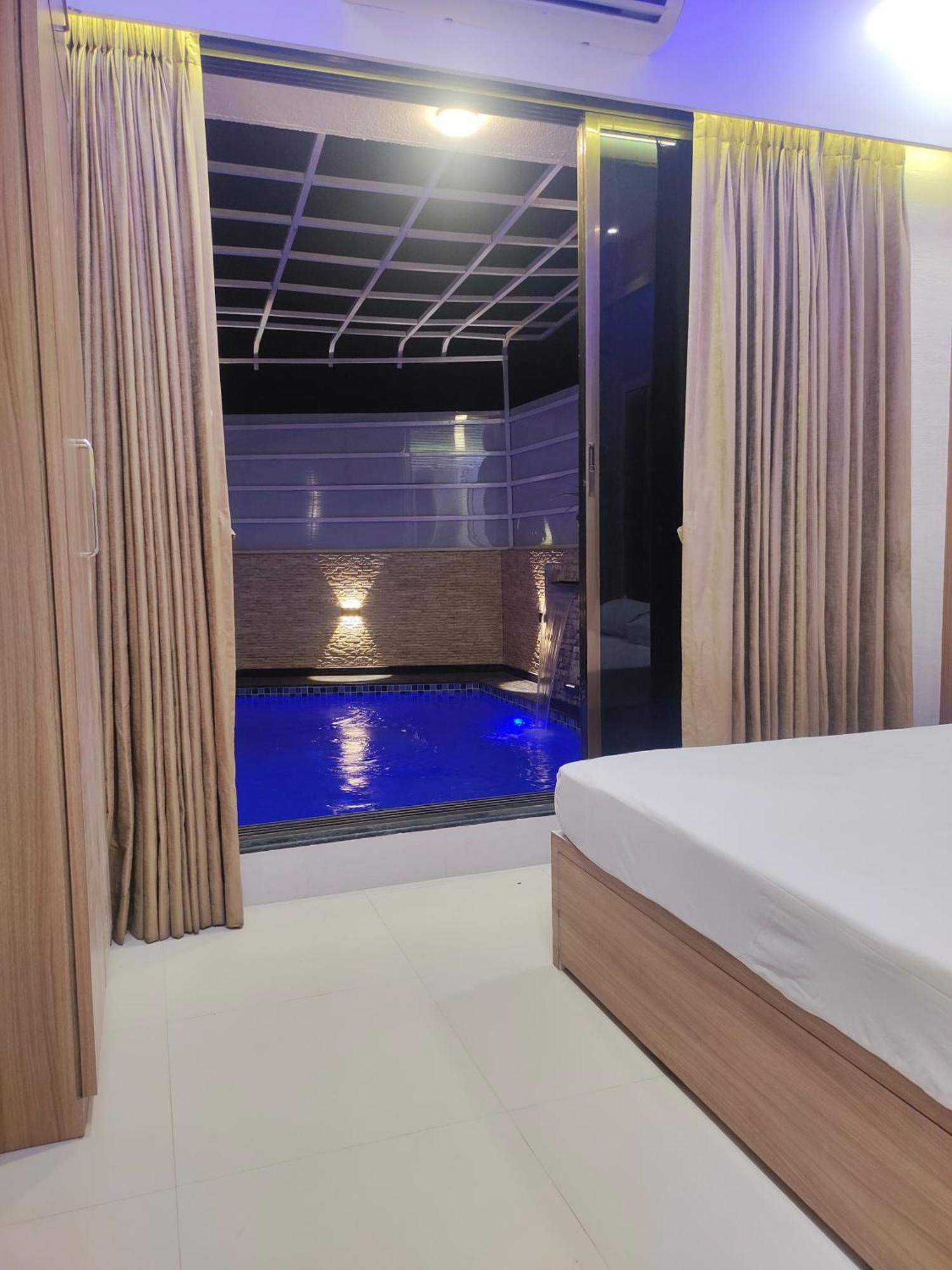 3bhk Parindacasa With Pvt Pool & Uhd Theatre Villa