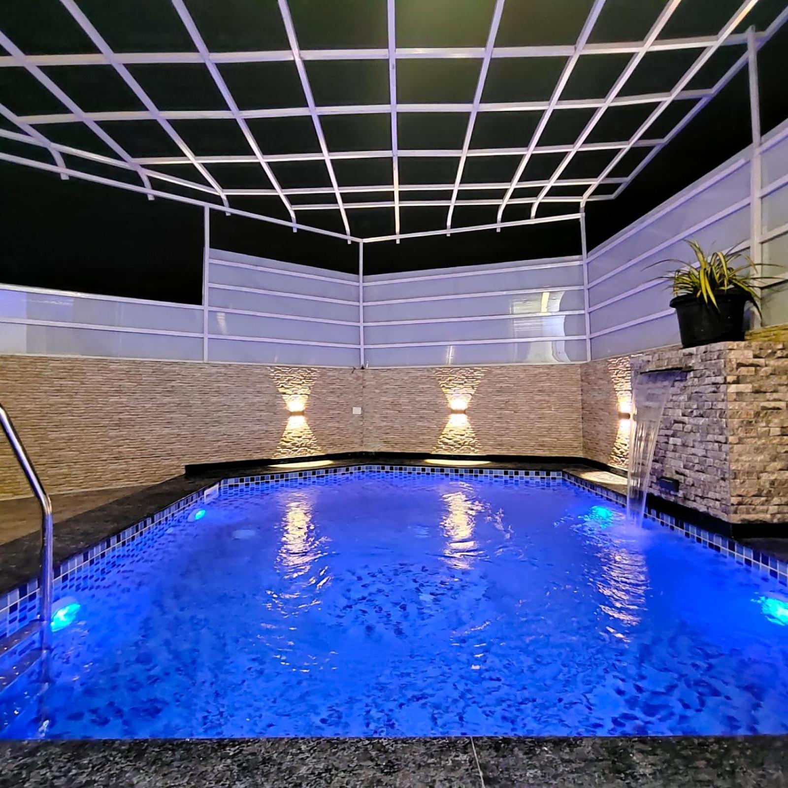 3bhk Parindacasa With Pvt Pool & Uhd Theatre Mumbai