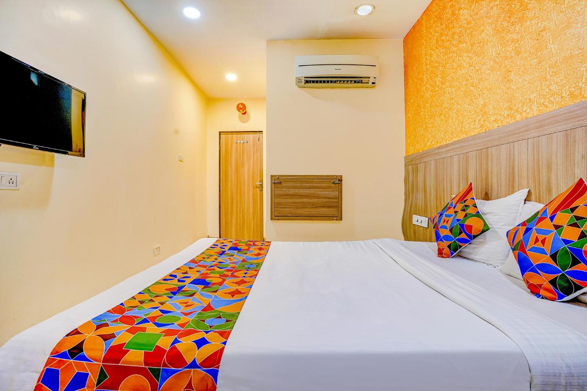 Fabhotel Prakash - Nr International Airport