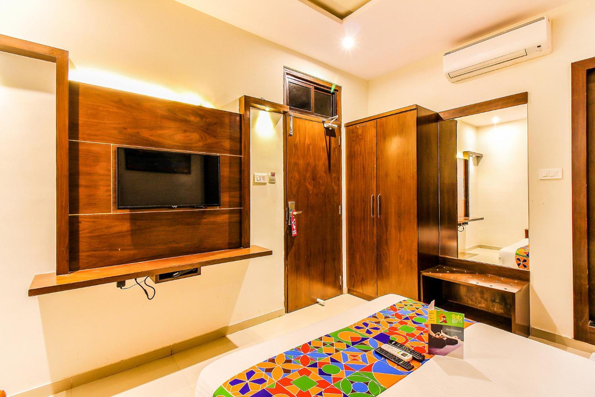 Fabhotel Empire - Nr International Airport Hotel Bombaim