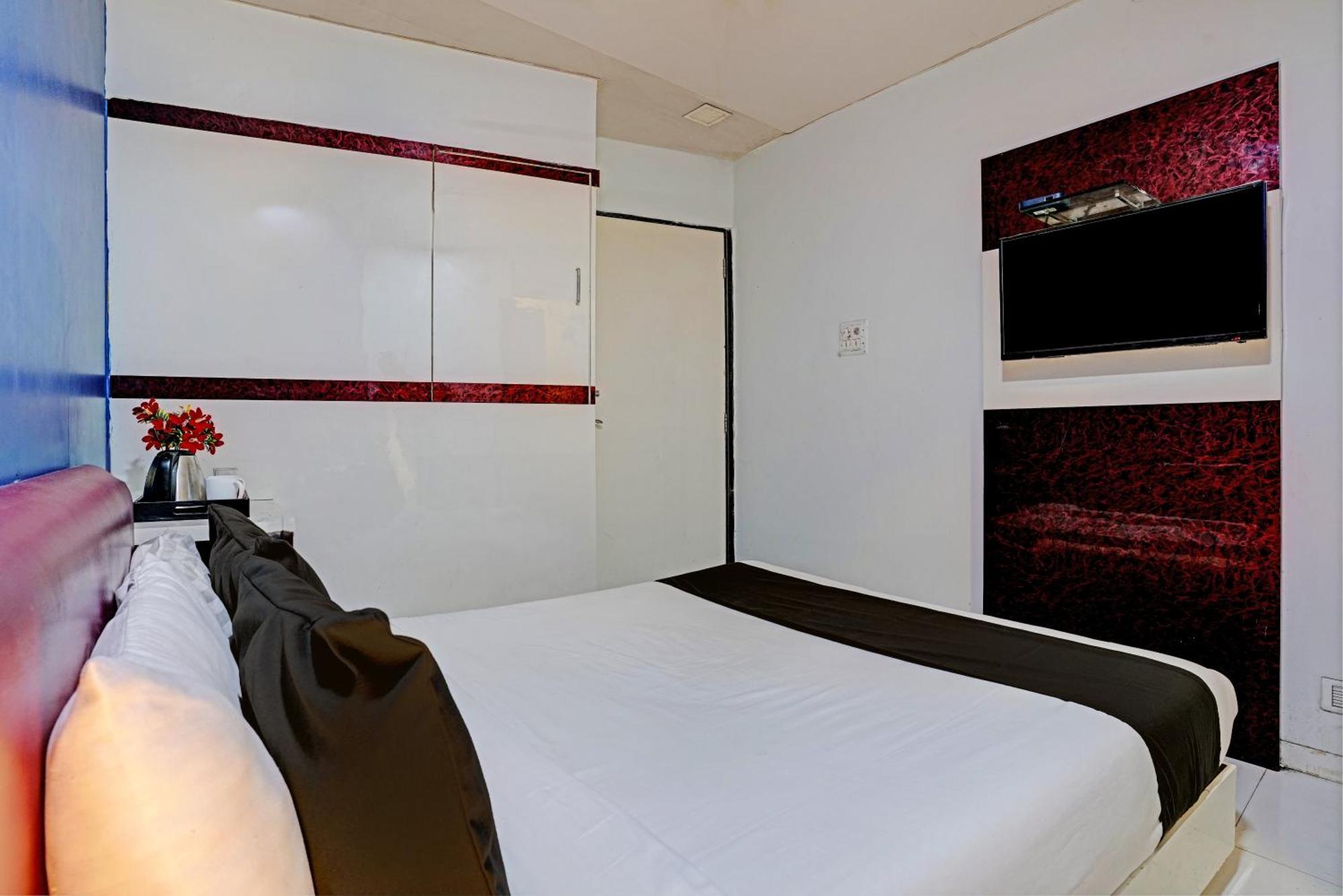 Hotel O Blue Sea Mumbai