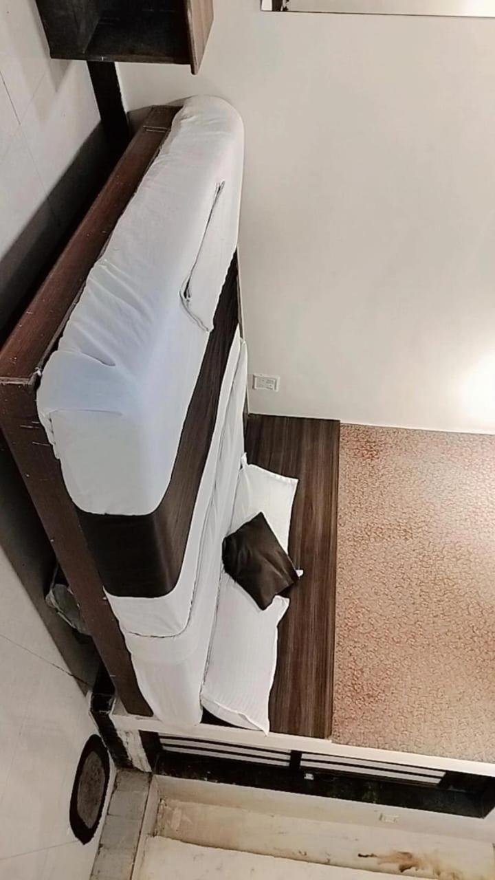 Bkc Residency Near T2 Airport , Us Consulate General, & Jio World Convention Centre