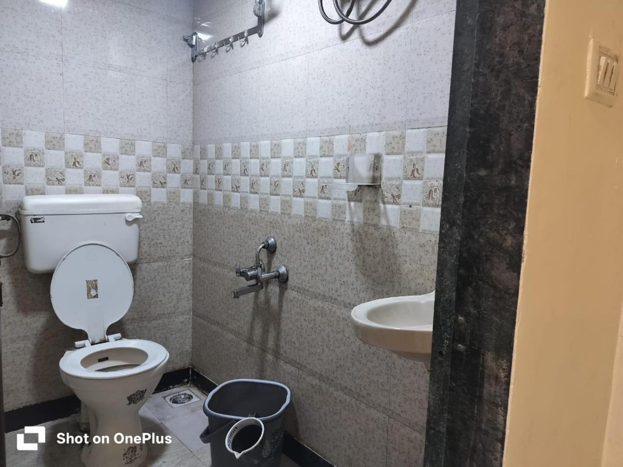 Bkc Residency Near T2 Airport , Us Consulate General, & Jio World Convention Centre Hotel 2*