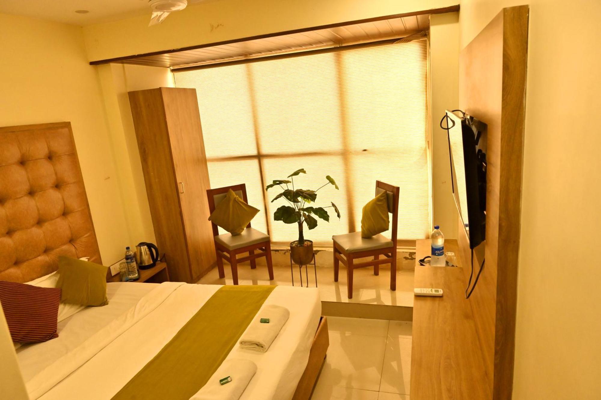 Preston Hotel Mumbai