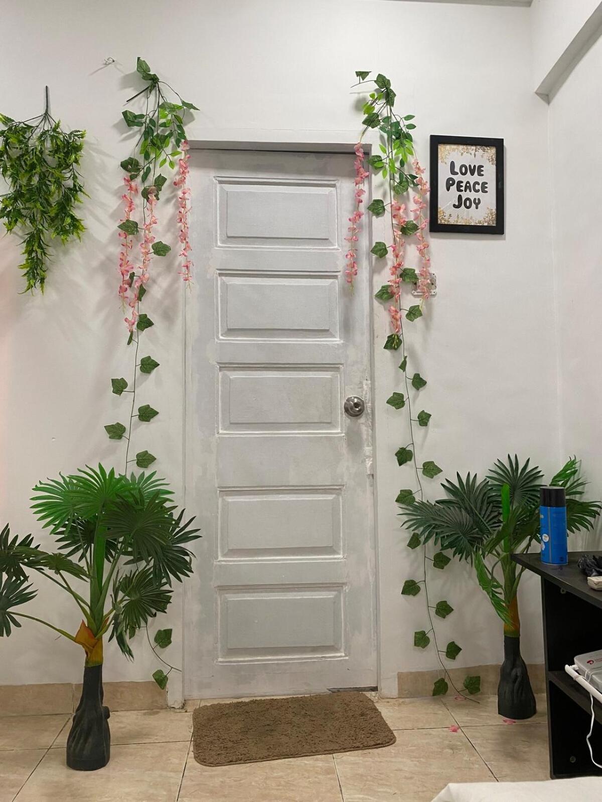 Pixiestays Forest House Juhu West Apartamento Bombaim