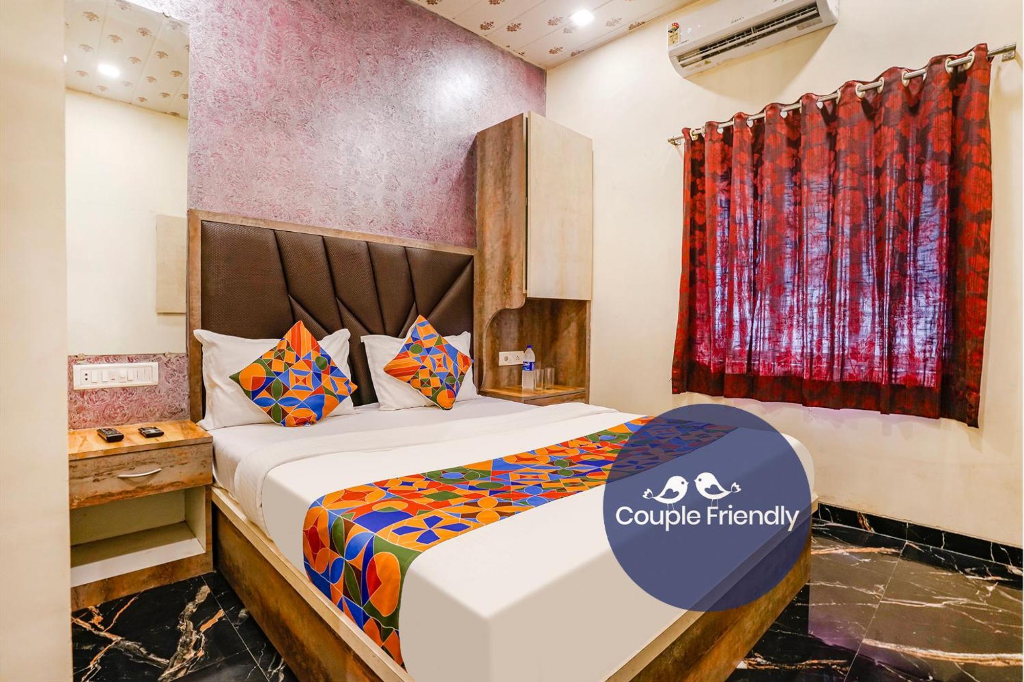 Fabexpress The United - Nr International Airport Mumbai