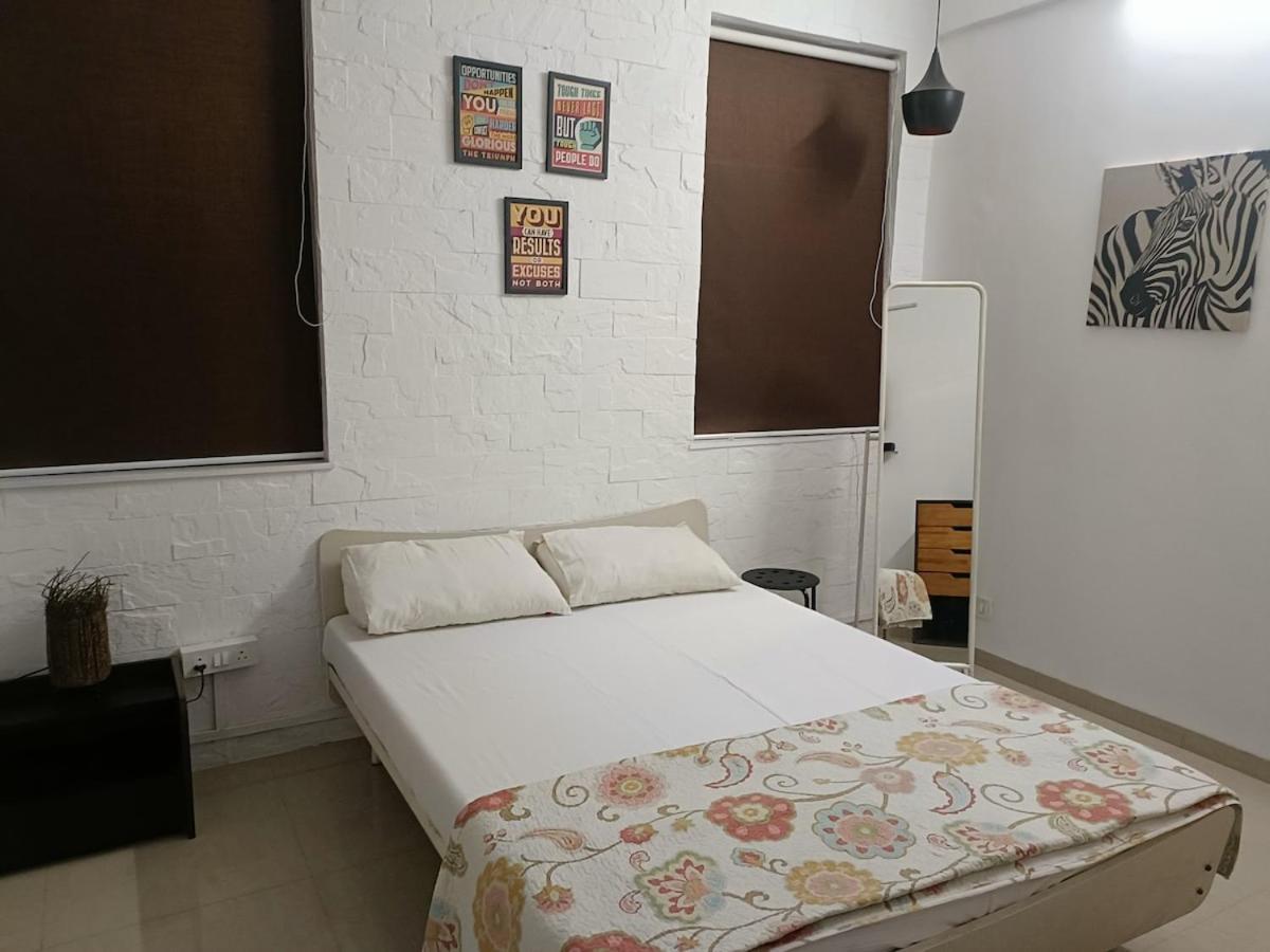 Cool And Awesome Apartamento Bombaim