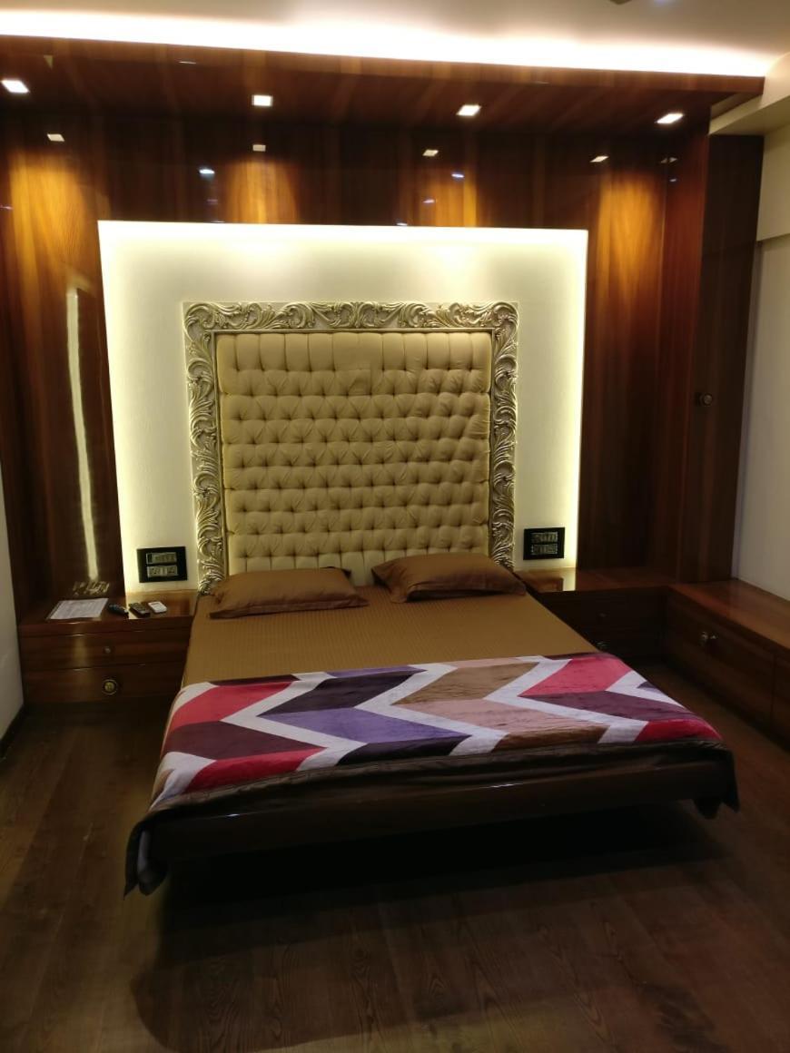Awesome At Bandra - Khar, Apartment Mumbai