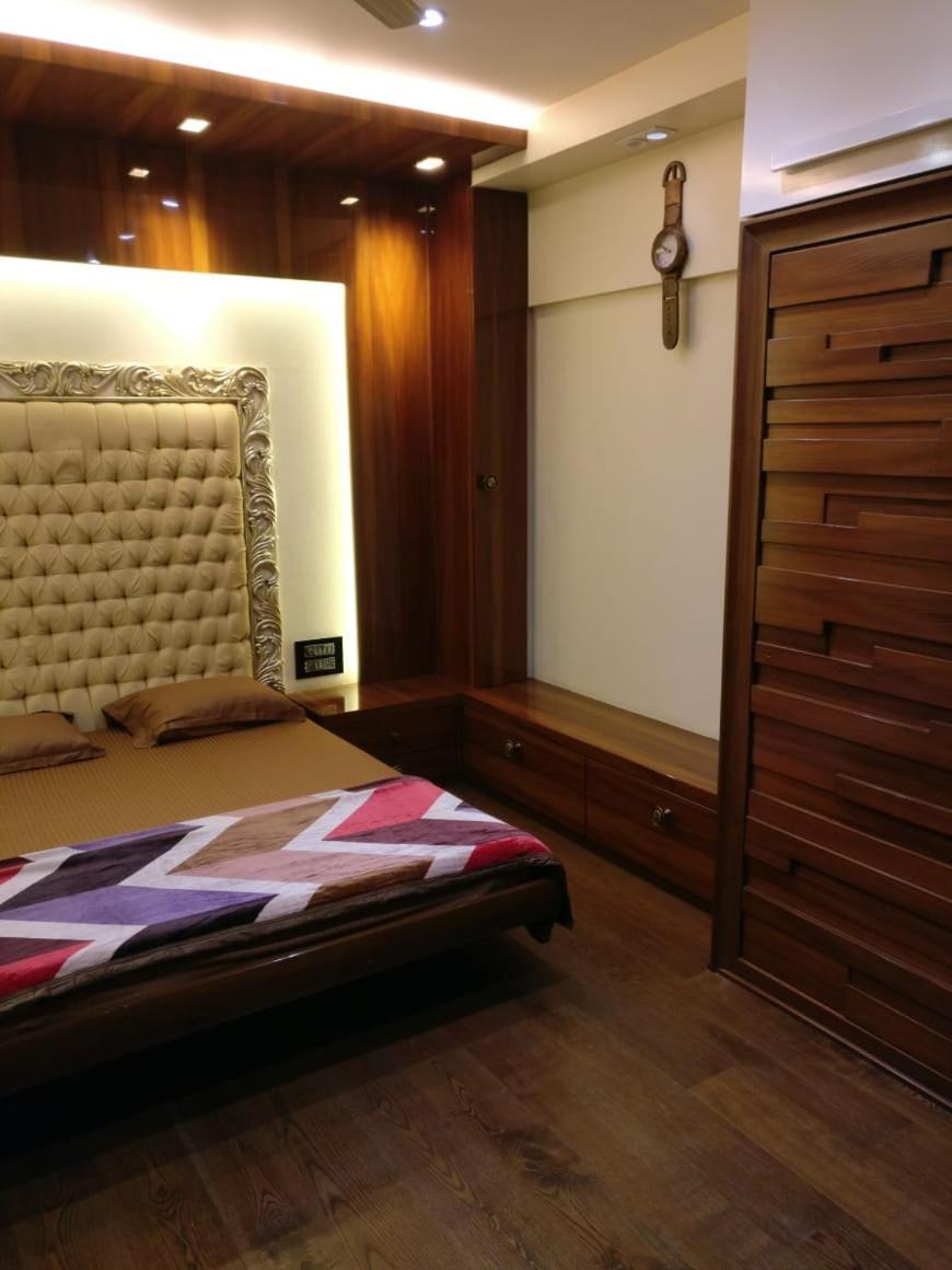 Awesome At Bandra - Khar, *