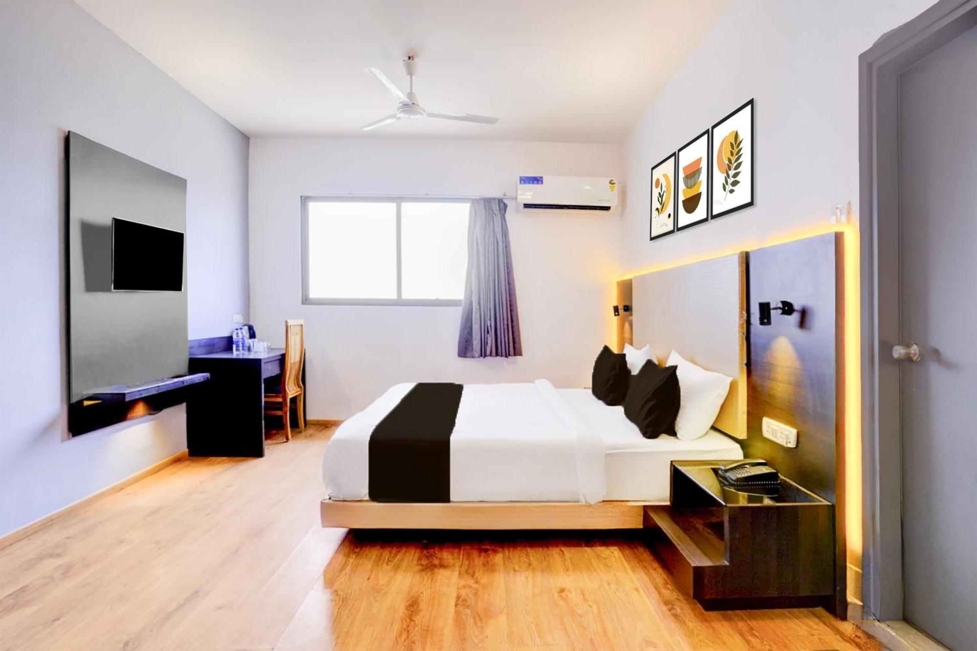 Hotel Super Townhouse Exhibition Centre Goregaon 3*