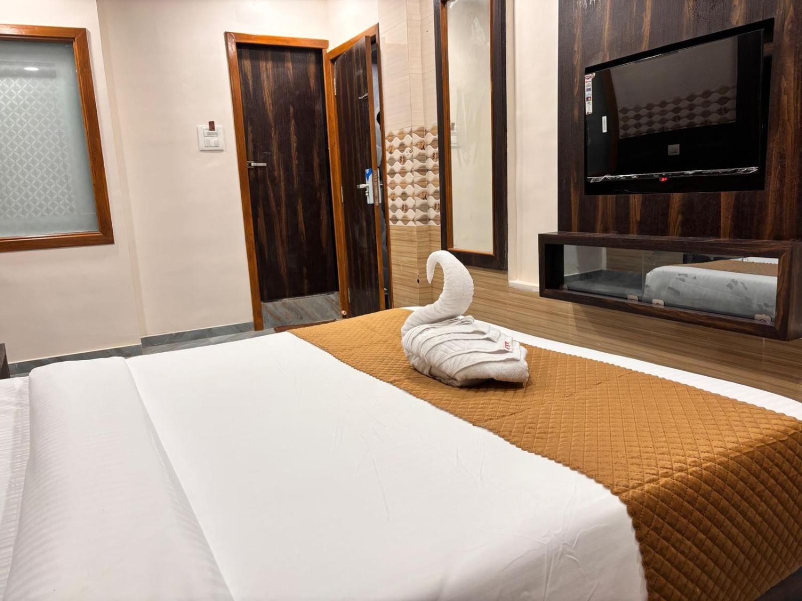 Hotel Arts Palace 3*