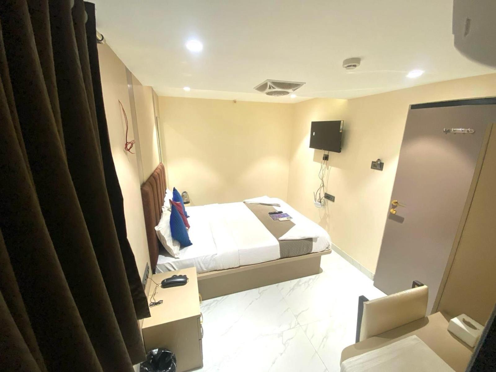 Dolphin Residency 2* Mumbai