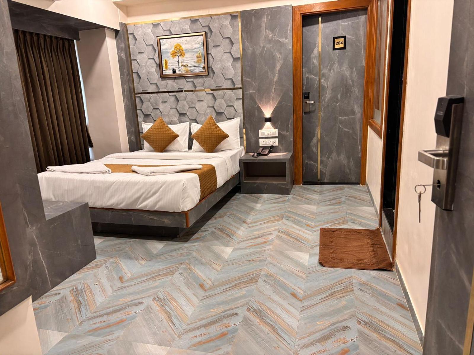 Hotel Arts Palace 3*