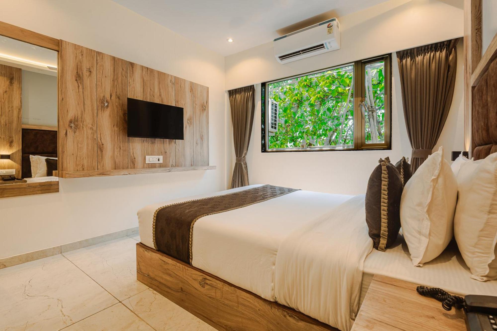 Hotel Silver Park Mumbai