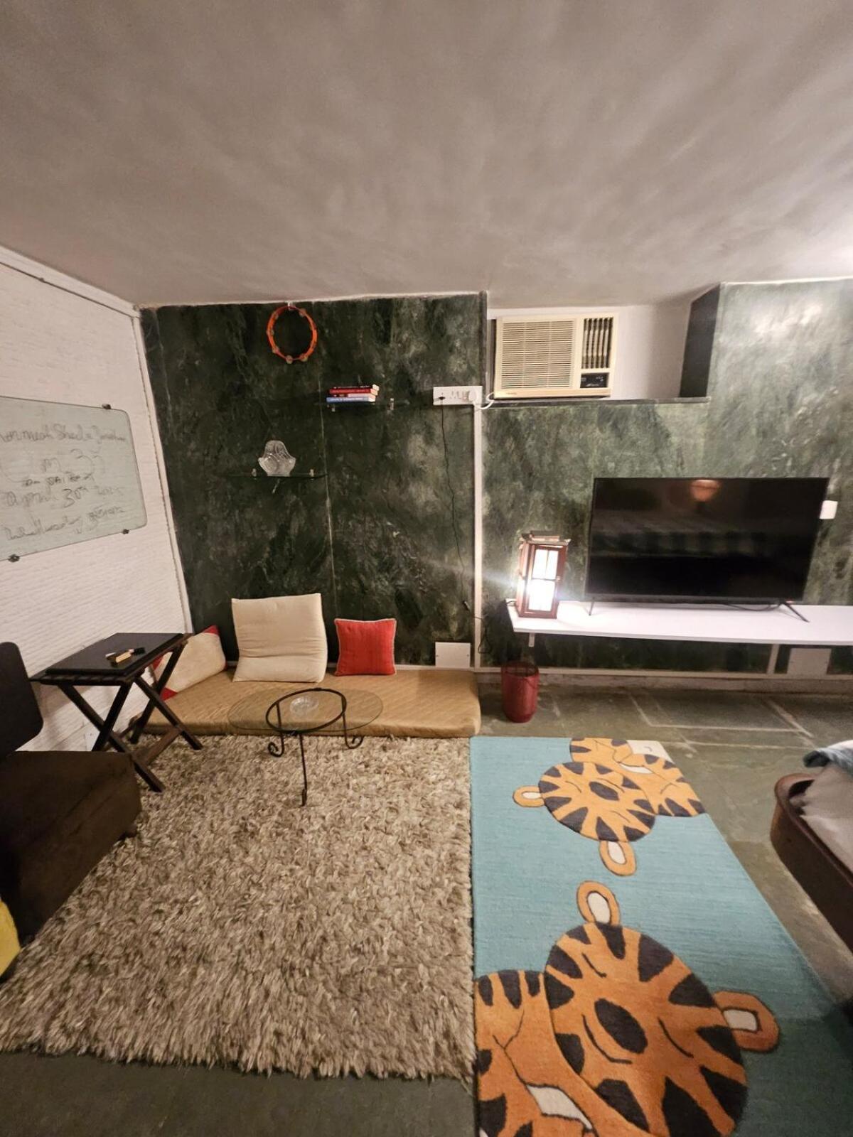 The Beautiful Bollywood 2bhk In Bandra Apartment Mumbai