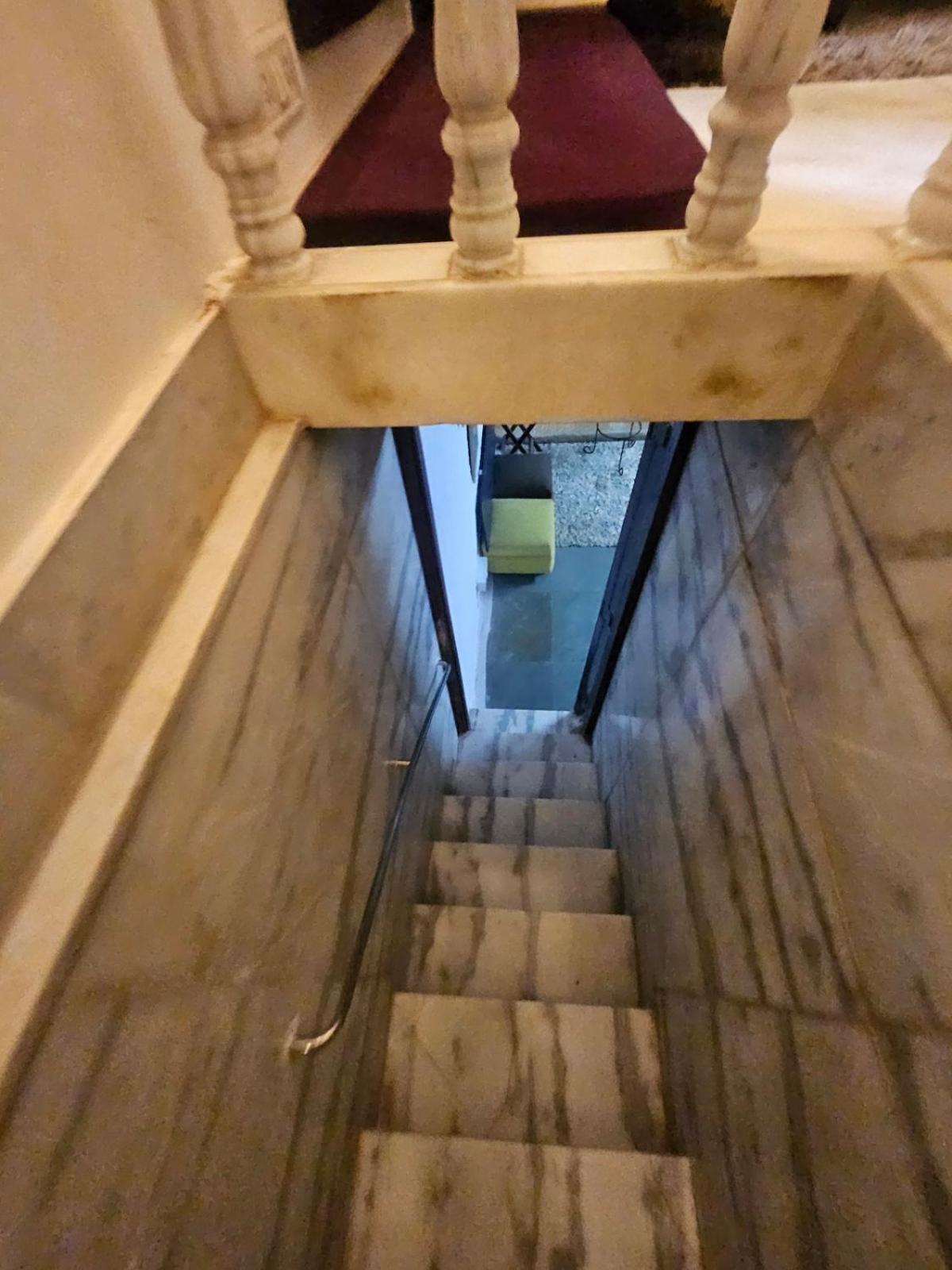 Apartment The Beautiful Bollywood 2bhk In Bandra *