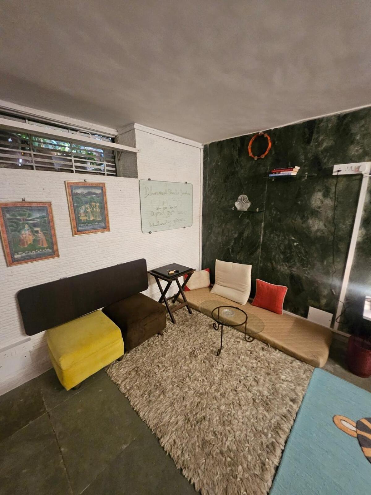 The Beautiful Bollywood 2bhk In Bandra Apartment Mumbai