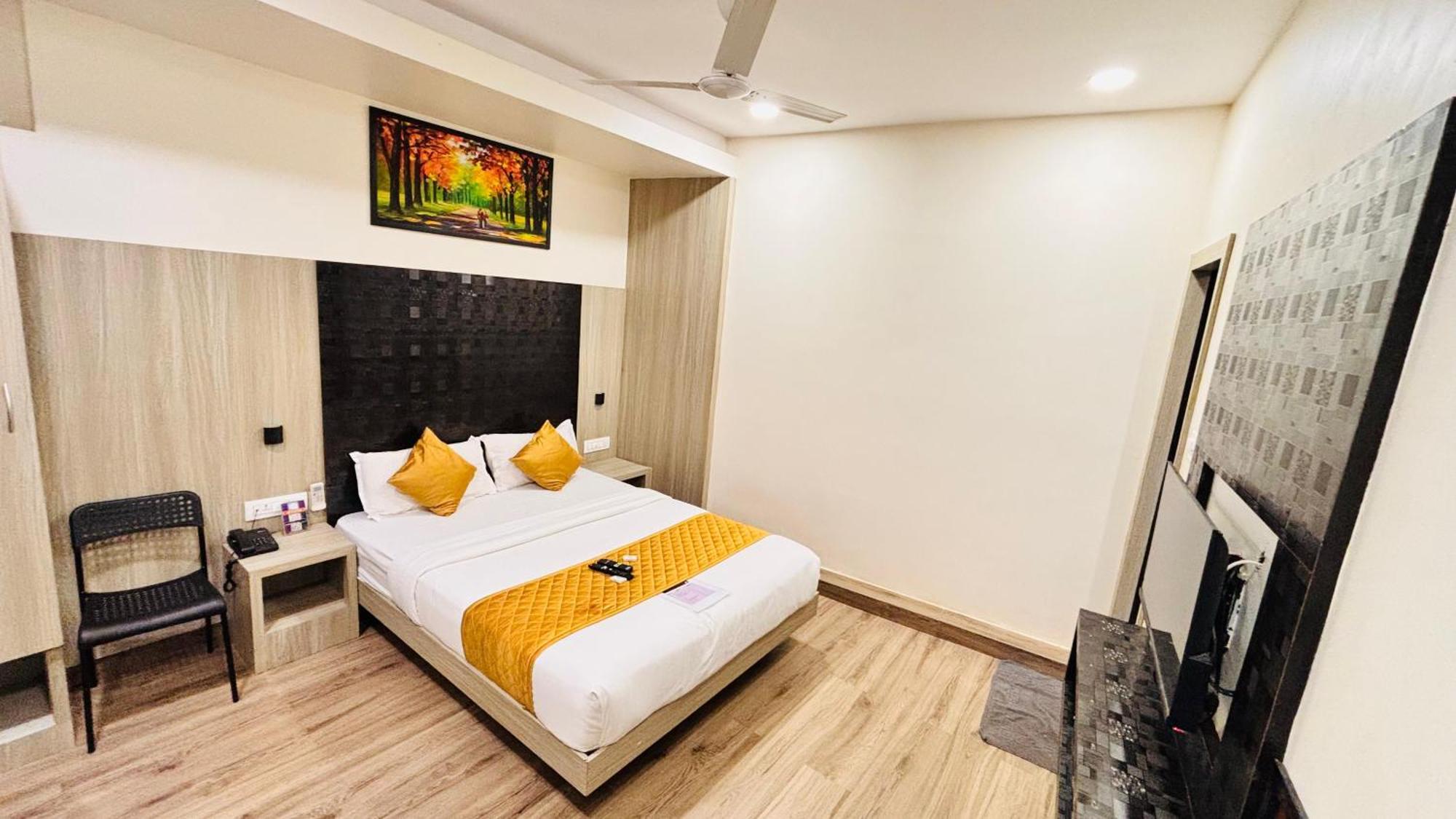 Guest house Arts International