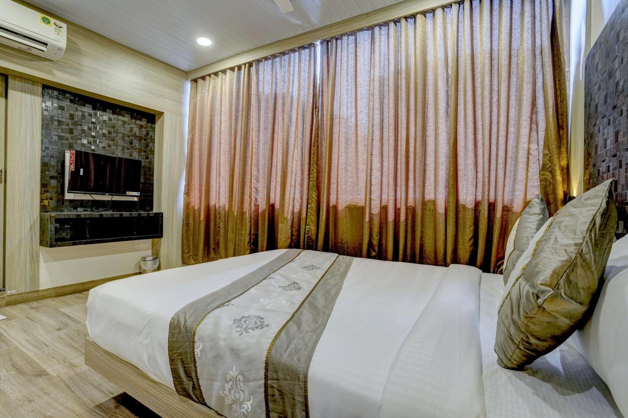 Arts International Guest house