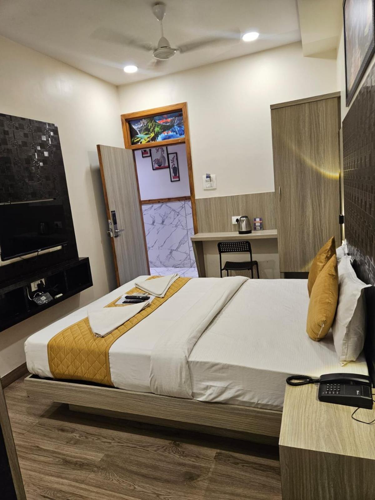 Arts International 3*