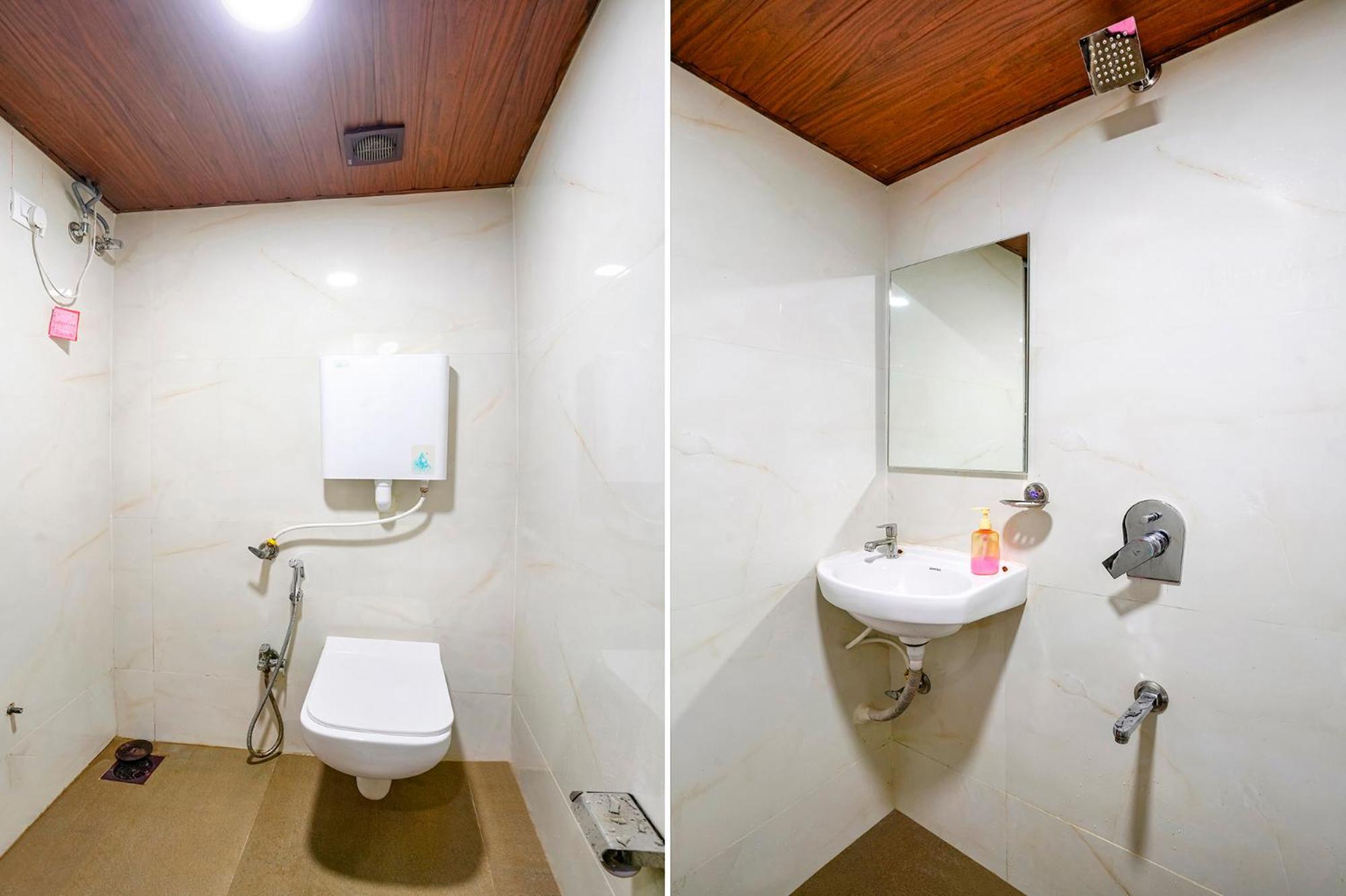 Via Lexus 5 - Nr Janki Devi High School Hotel 3*