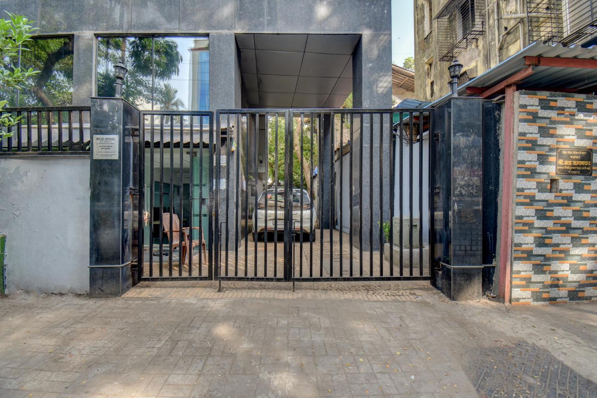 Staywood Suites, 3* Mumbai