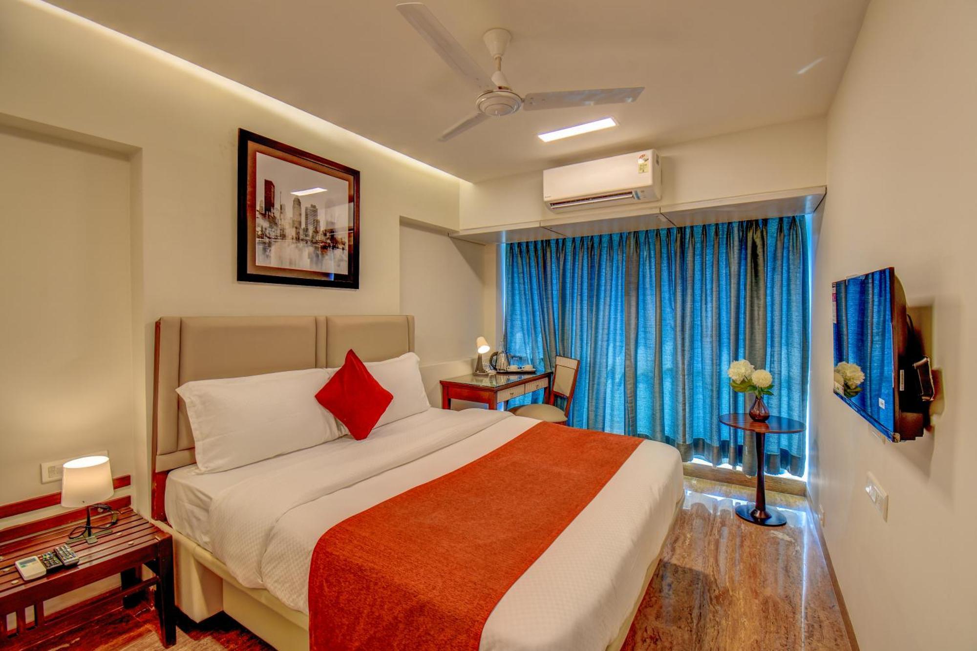 Hotel Staywood Suites, Mumbai