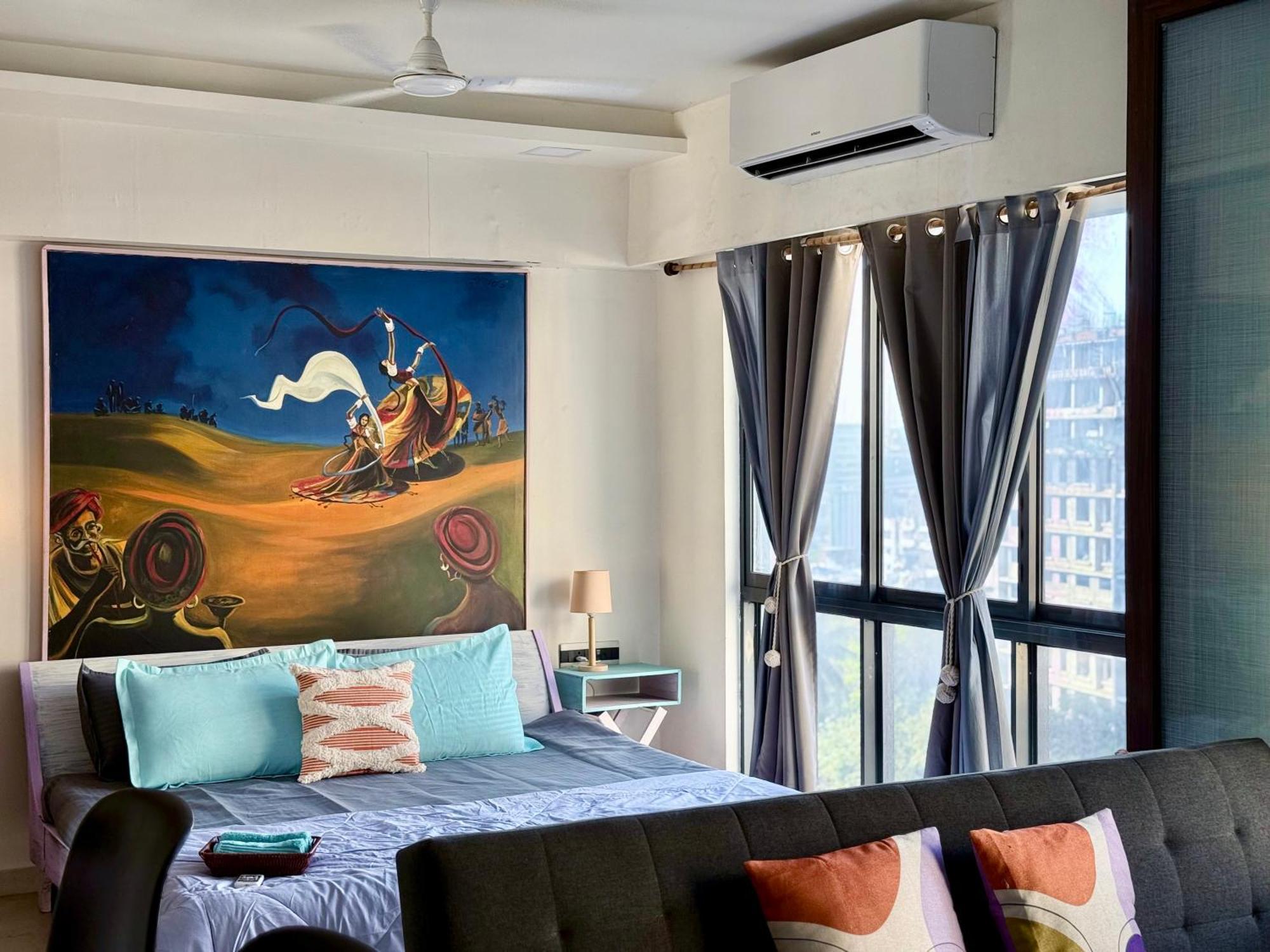 Bkc Signature Bliss Elite 1bhk Near Jioworld And Us Embassy Apartment