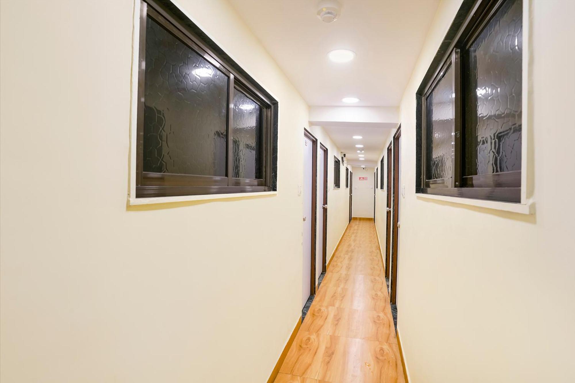 Guest house Fabhotel Metro Galaxy - Nesco Exhibition Centre Mumbai